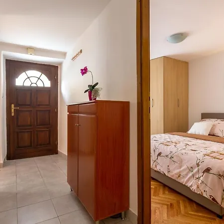 Apartment Bernard Old Town